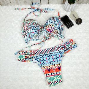 A Chic Girl Fringed Geometric Bikini Size Small